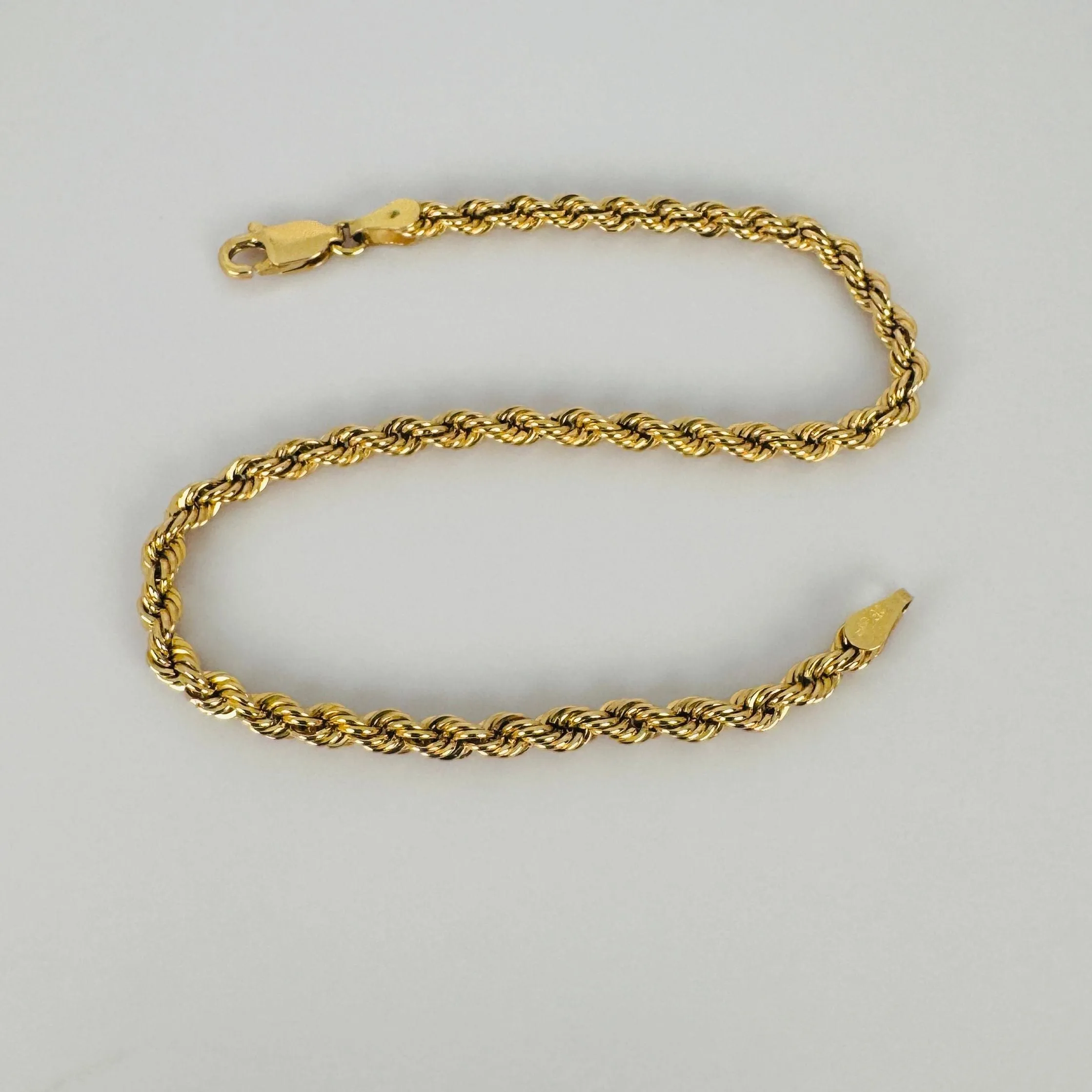 Bracelet cordon en or jaune sold by 58 Facettes product image thumbnail 3