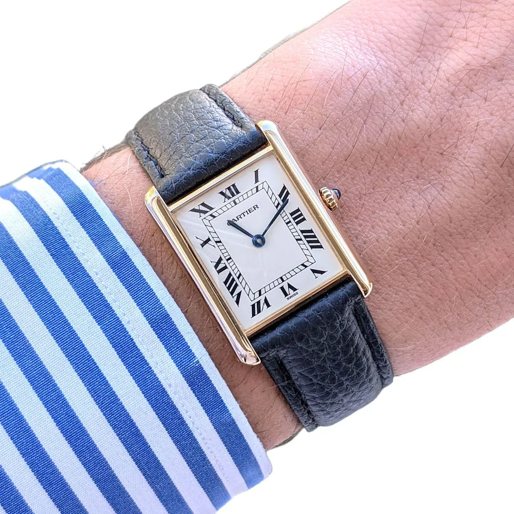 CARTIER - Montre Tank Louis en or jaune massif sold by 58 Facettes product image thumbnail 2