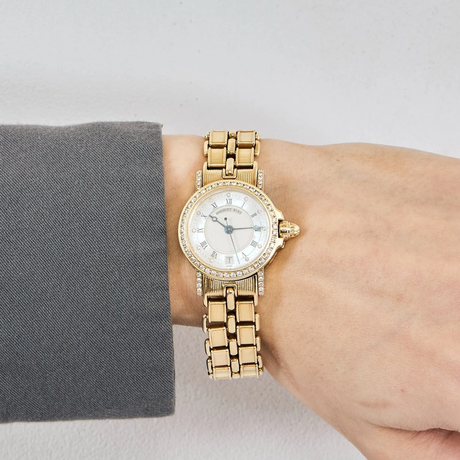 BREGUET - Montre Breguet Marine automatique modèle « 2125B » en or jaune et diamants. sold by 58 Facettes product image thumbnail 2