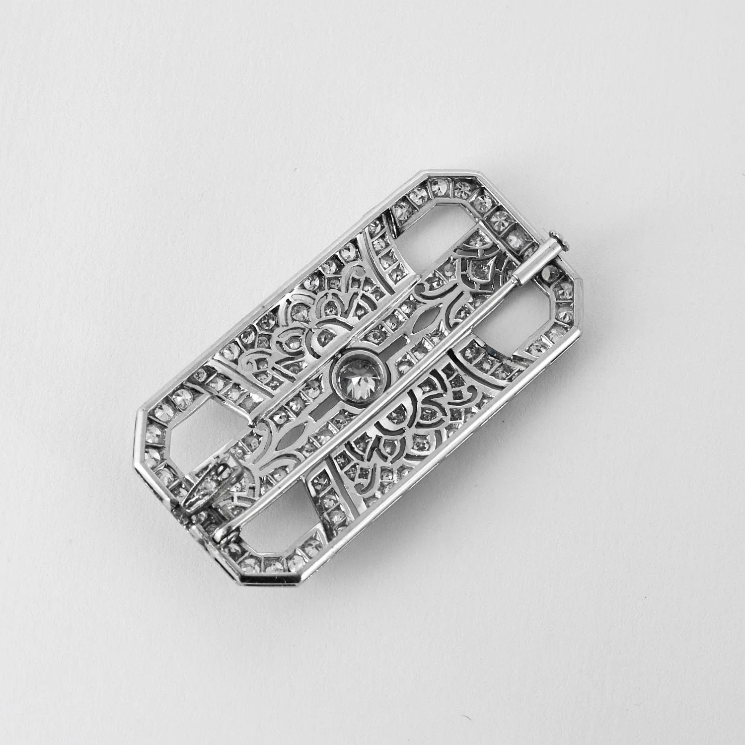 Broche Art déco or gris et diamants sold by 58 Facettes product image thumbnail 3