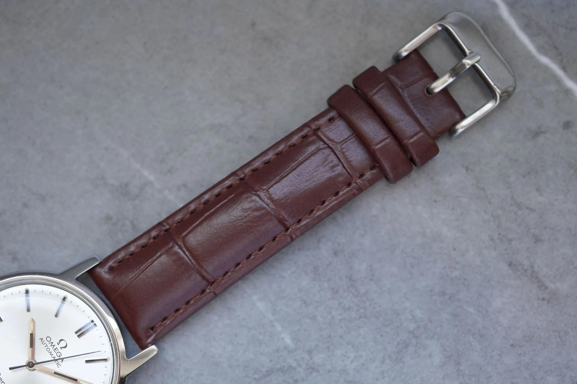 Omega Genève 166.0098 sold by 58 Facettes product image thumbnail 5