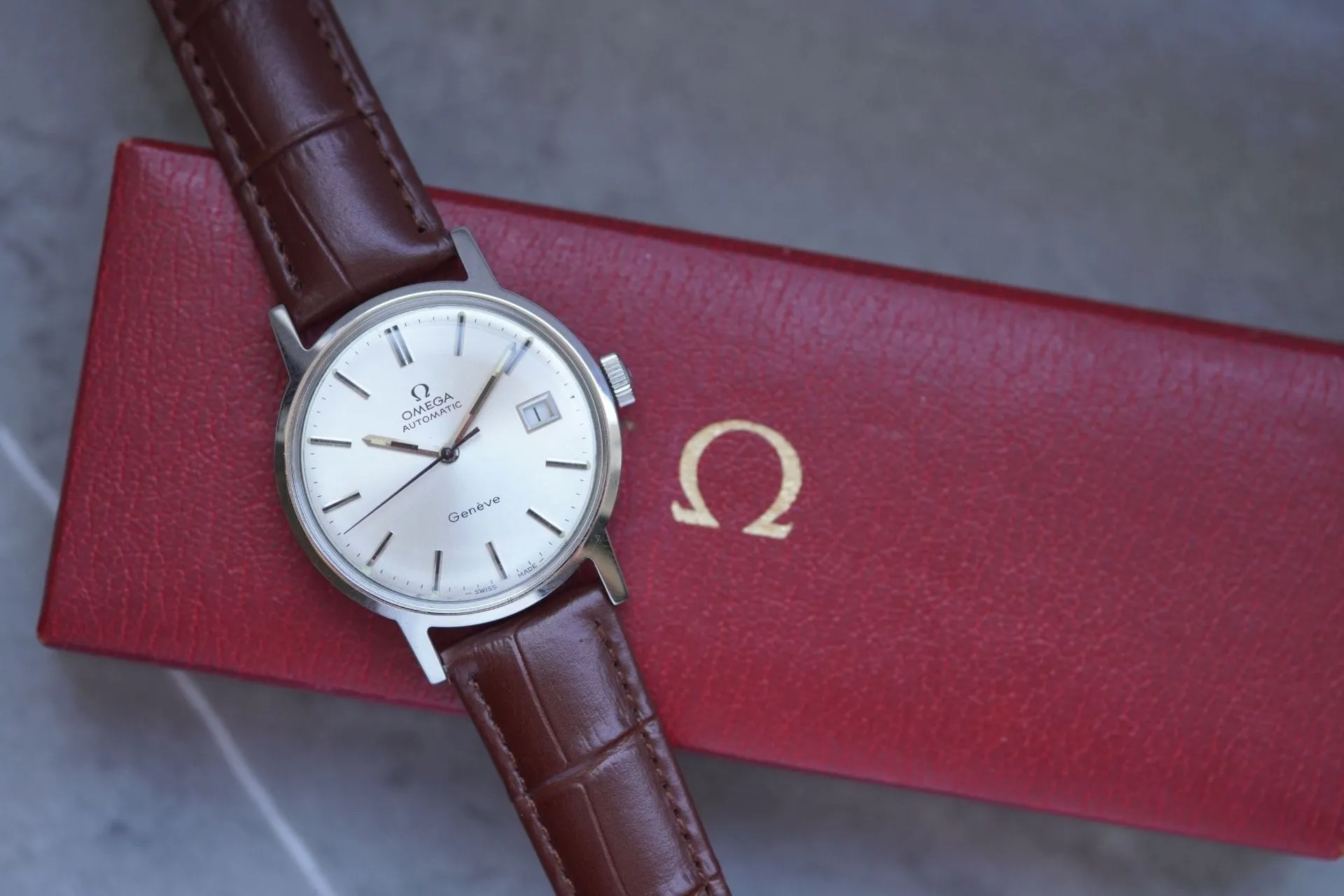 Omega Genève 166.0098 sold by 58 Facettes product image thumbnail 2