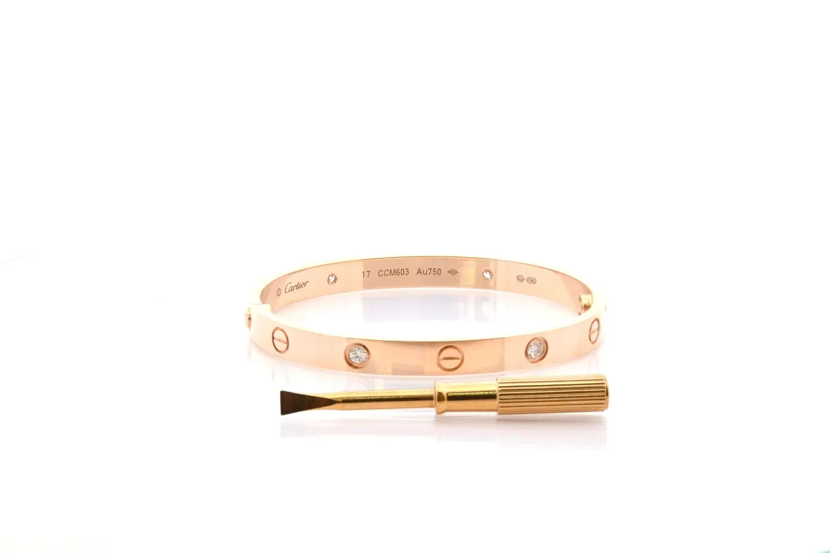 Bracelet signé Cartier Love sold by 58 Facettes