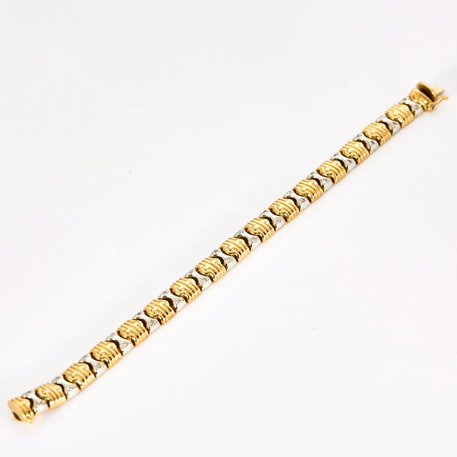 Bracelet en or jaune, or gris et diamants sold by 58 Facettes product image thumbnail 3