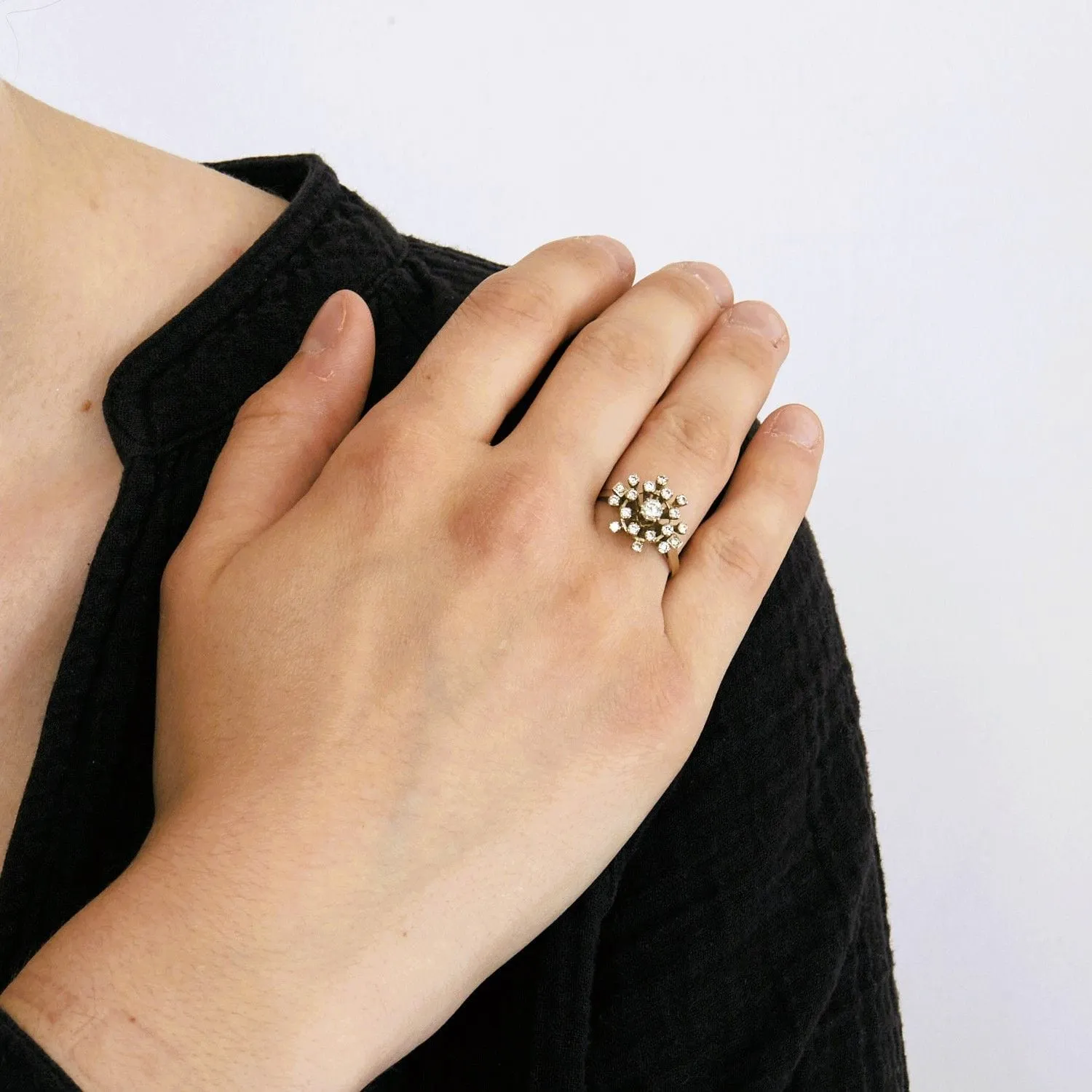 Bague marguerite diamants double halo sold by 58 Facettes product image thumbnail 2