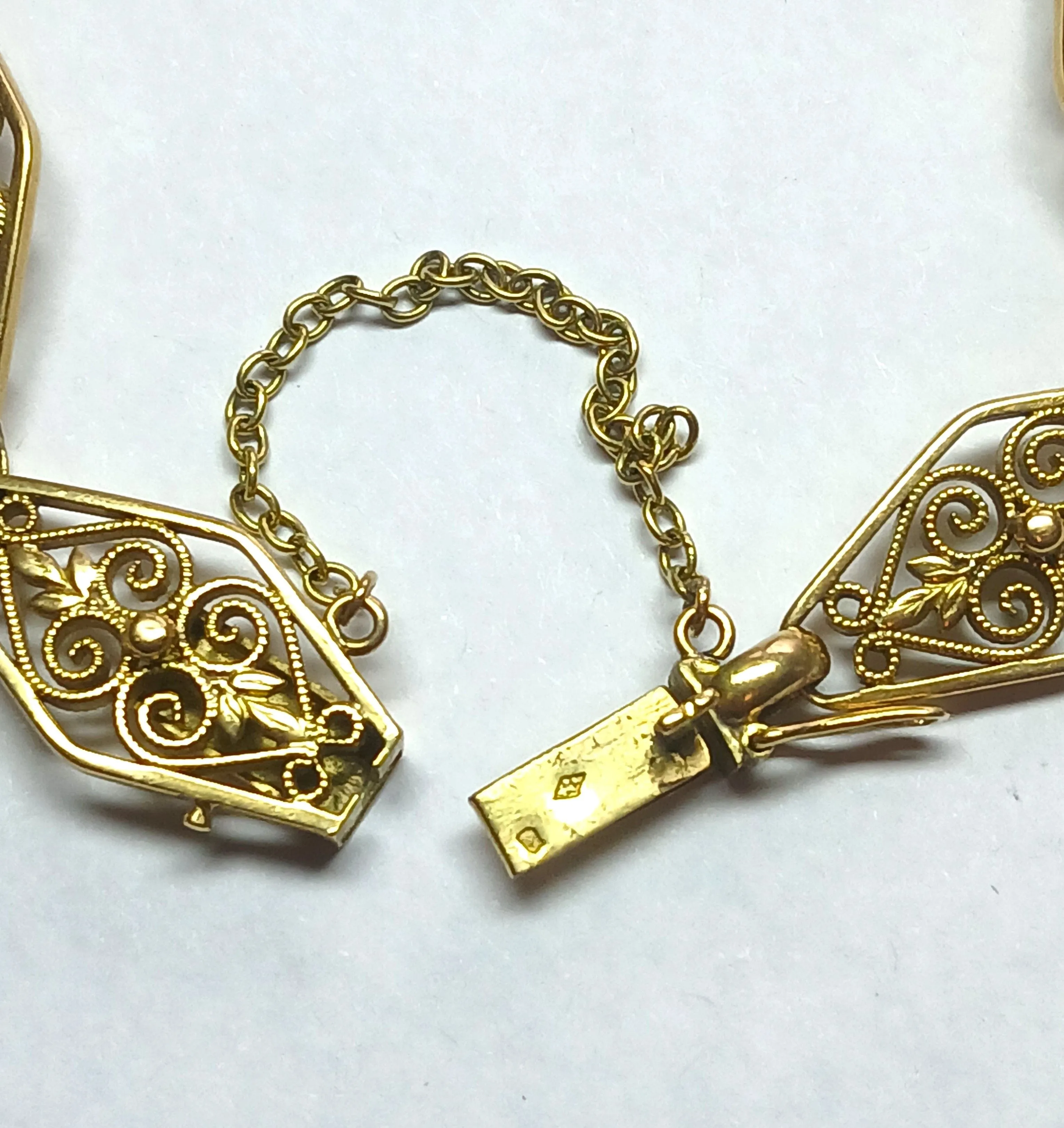 Bracelet ancien, mailles filigrané XIXe siècle. sold by 58 Facettes product image thumbnail 4