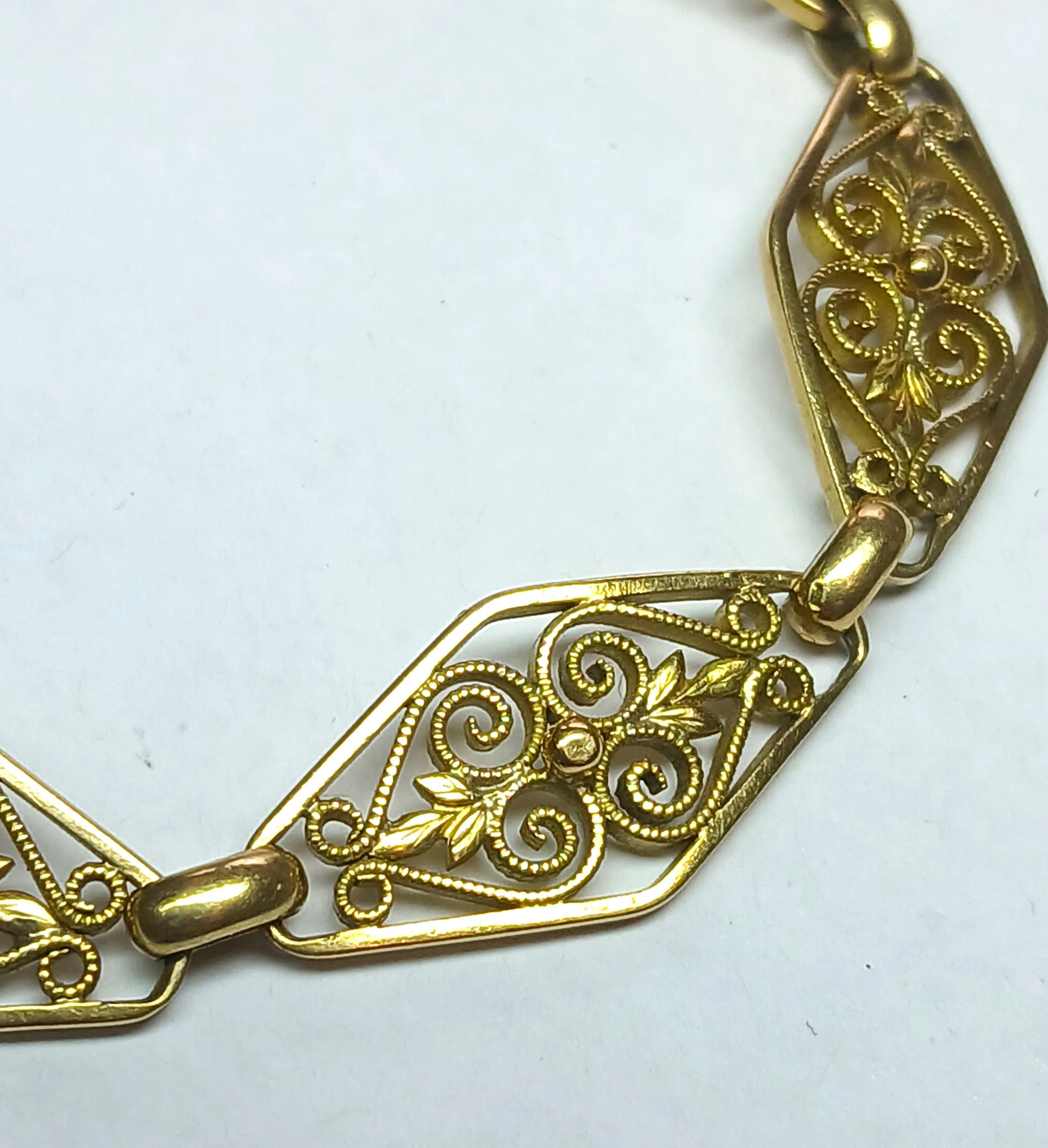 Bracelet ancien, mailles filigrané XIXe siècle. sold by 58 Facettes product image thumbnail 3