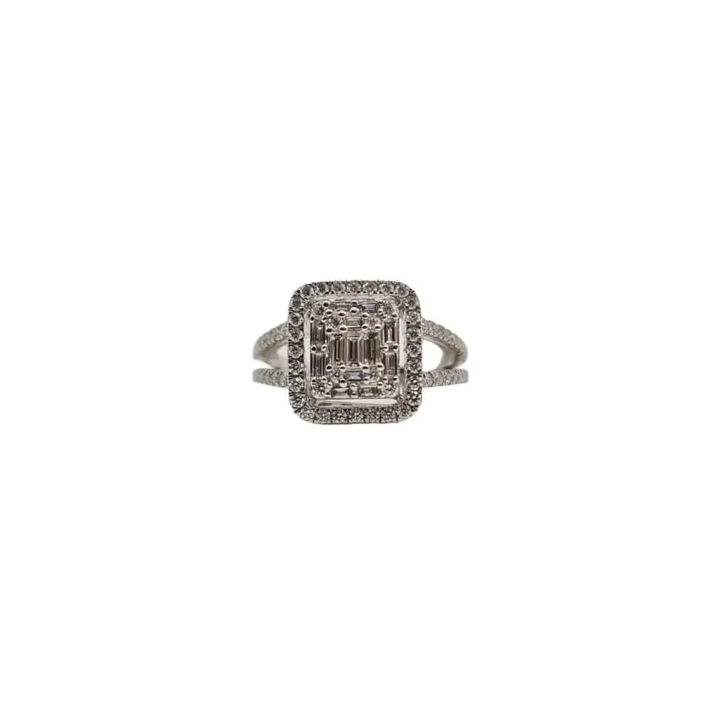 Bague or blanc sertie de diamants ronds et baguettes sold by 58 Facettes