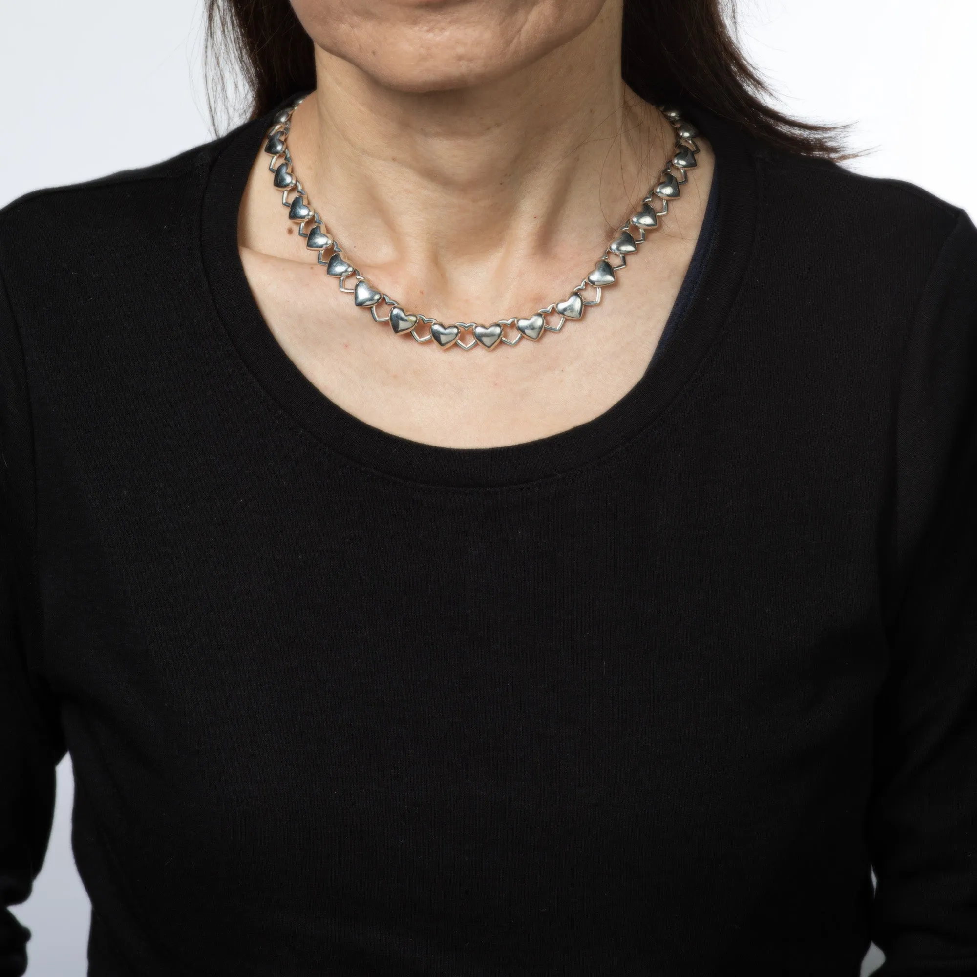 Tiffany & Co - Collier cœur vintage Flèche de Cupidon sold by 58 Facettes product image thumbnail 2