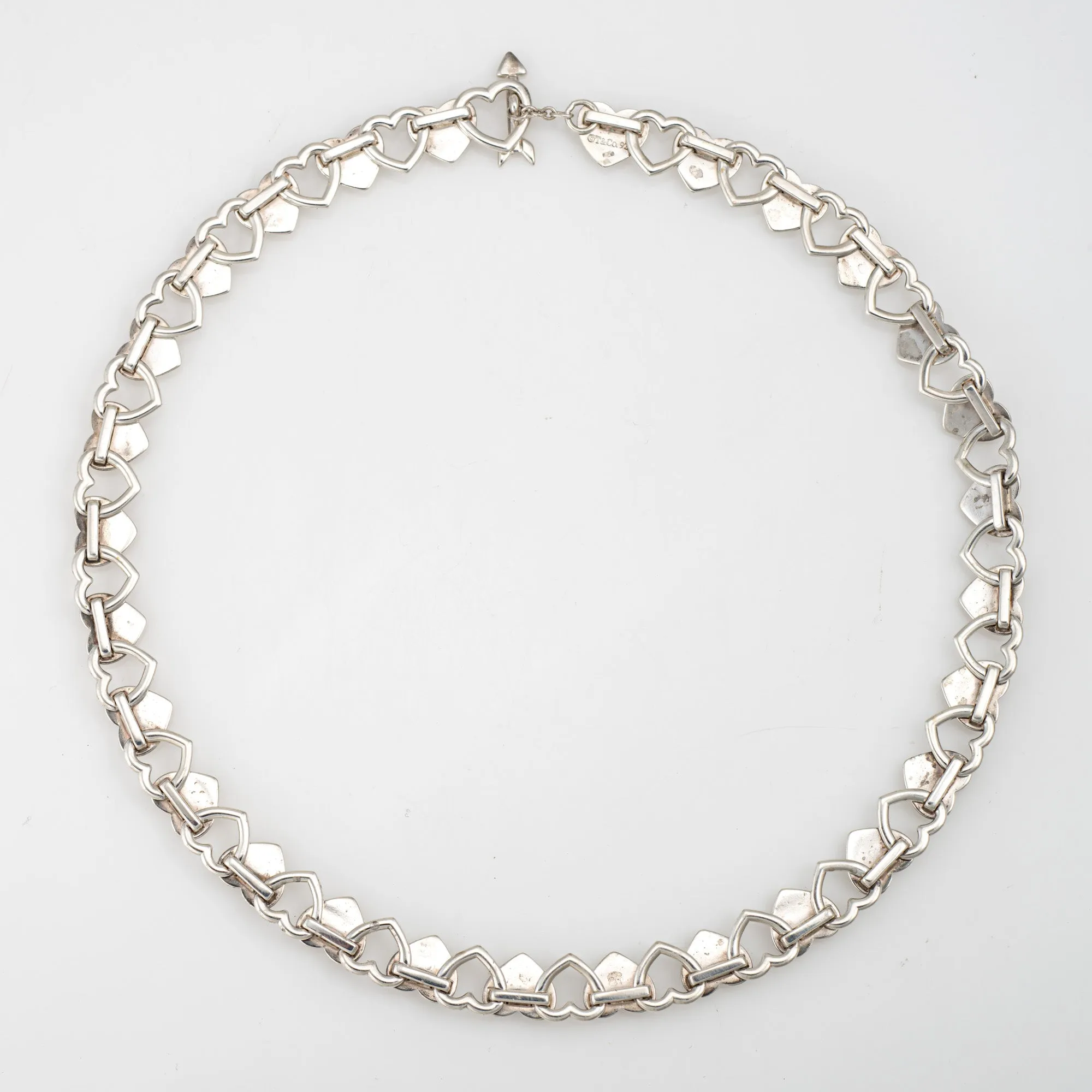 Tiffany & Co - Collier cœur vintage Flèche de Cupidon sold by 58 Facettes product image thumbnail 3