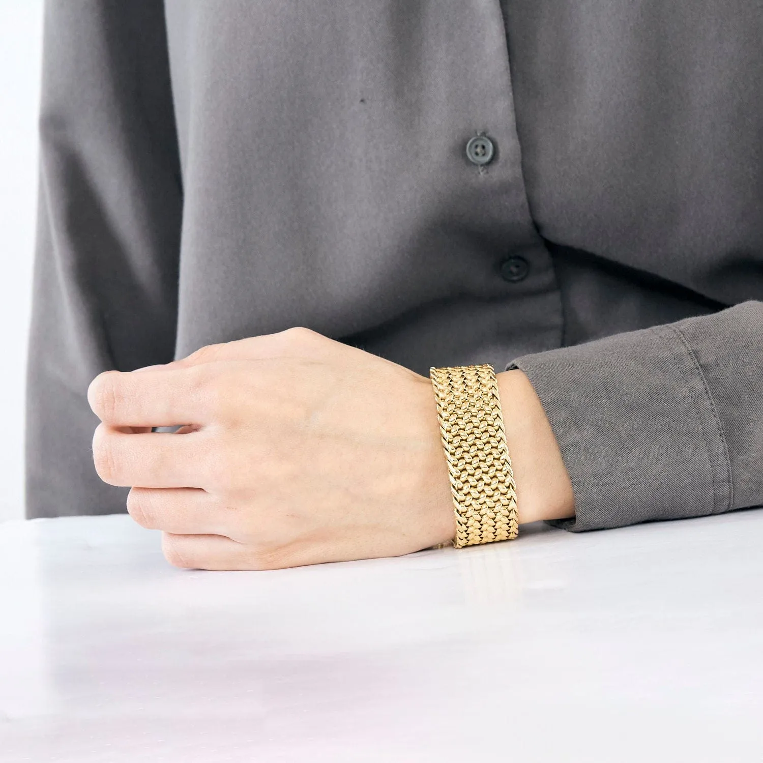 Bracelet maille tressée en or jaune sold by 58 Facettes product image thumbnail 2