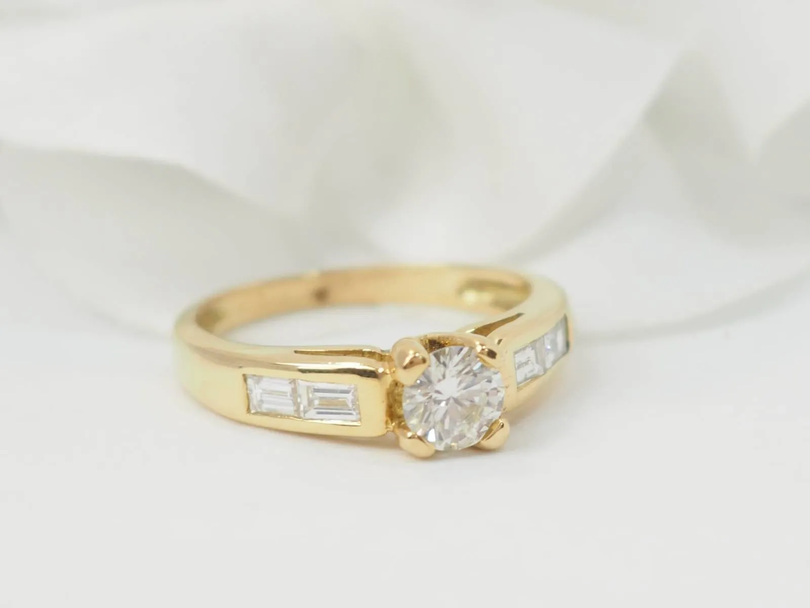 Bague en or jaune et diamants 0.35cts sold by 58 Facettes product image thumbnail 3