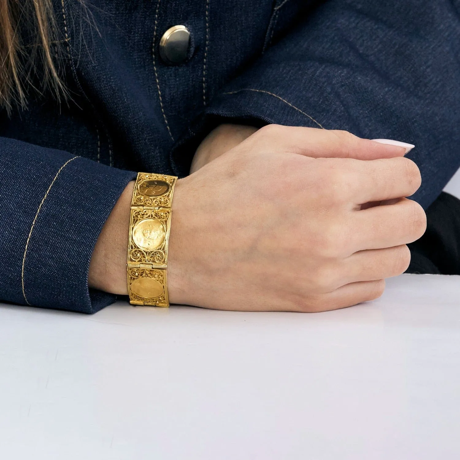 Bracelet en or jaune sold by 58 Facettes product image thumbnail 2