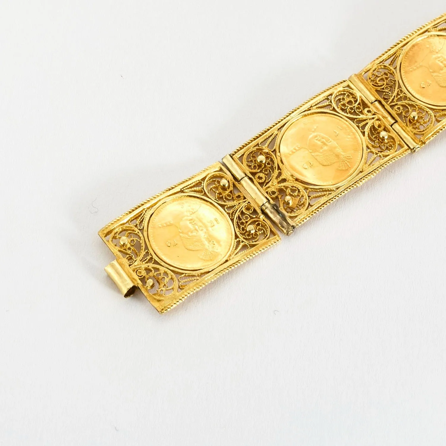 Bracelet en or jaune sold by 58 Facettes product image thumbnail 4