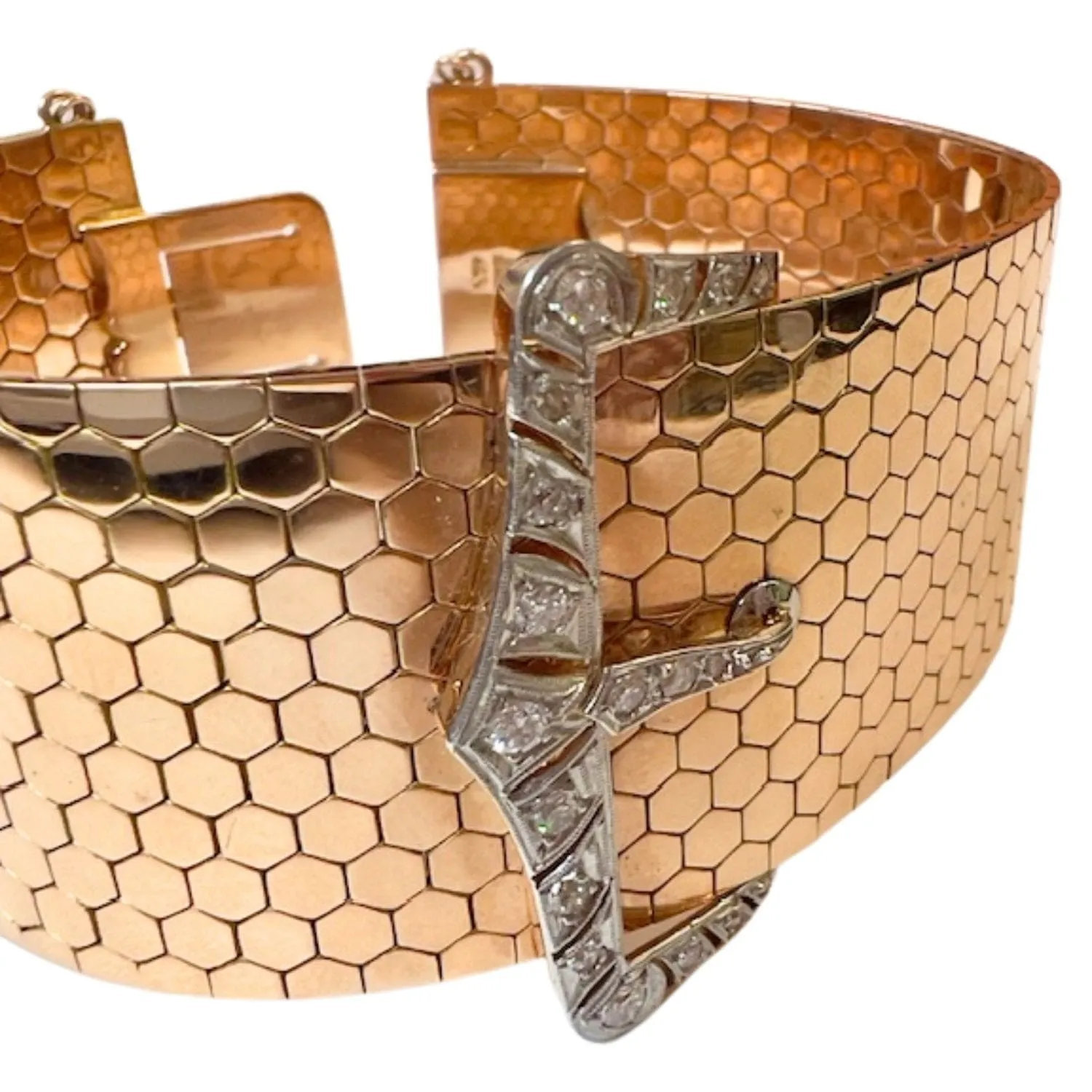 Bracelet en or jaune avec diamants 1940-1945 sold by 58 Facettes product image thumbnail 2