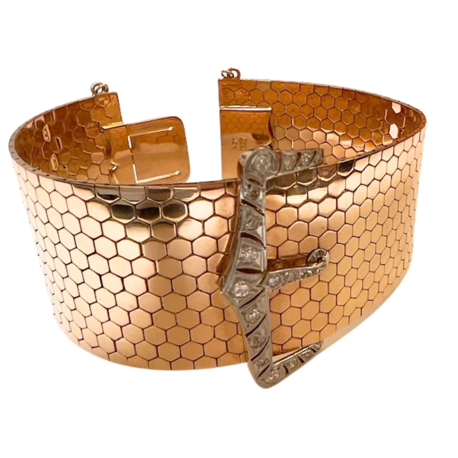 Bracelet en or jaune avec diamants 1940-1945 sold by 58 Facettes product image thumbnail 4