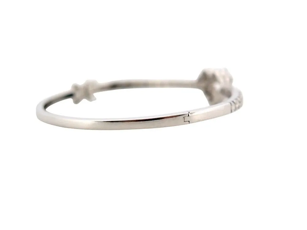 bracelet jonc coeur serti 30 diamants 1.55ct t15 or blanc 18k 10gr sold by 58 Facettes product image thumbnail 5