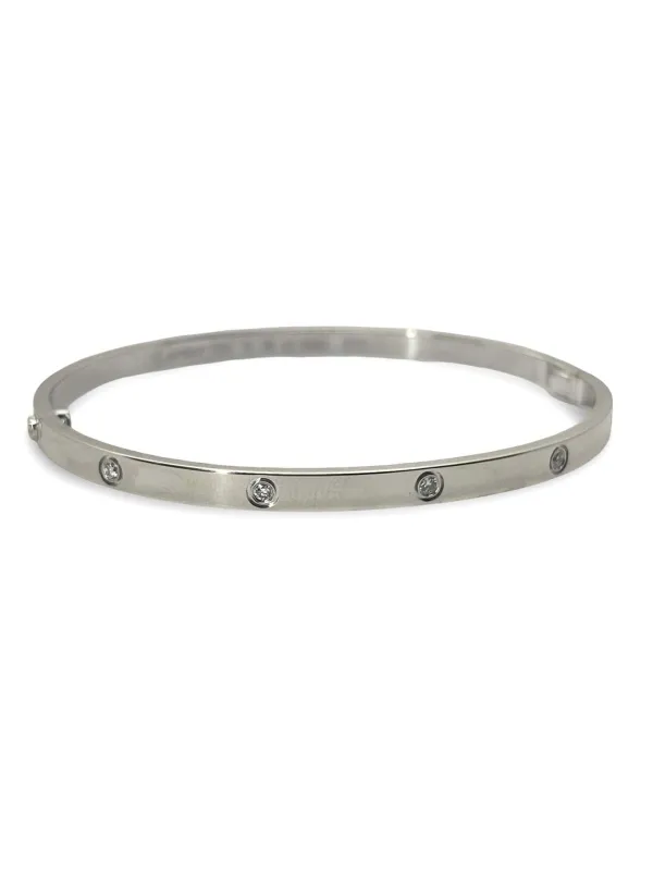 Bracelet petit modèle Love Cartier or blanc et 10 diamants sold by 58 Facettes