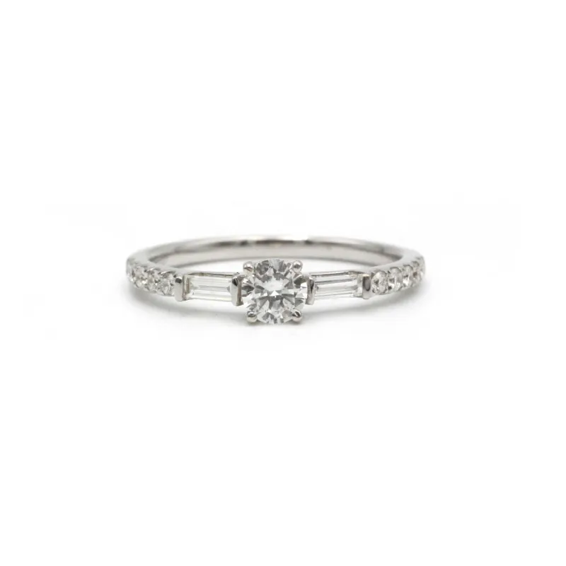 Bague - Or blanc et diamants sold by 58 Facettes