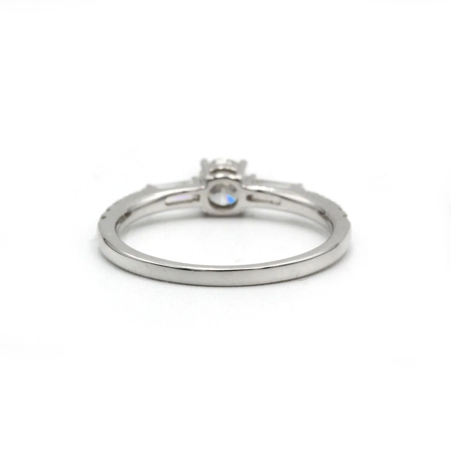Bague - Or blanc et diamants sold by 58 Facettes product image thumbnail 5