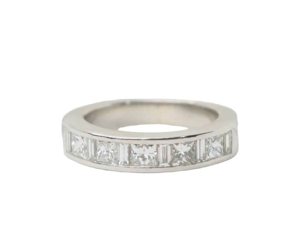 Demi alliance en or blanc et diamants 1.06cts sold by 58 Facettes
