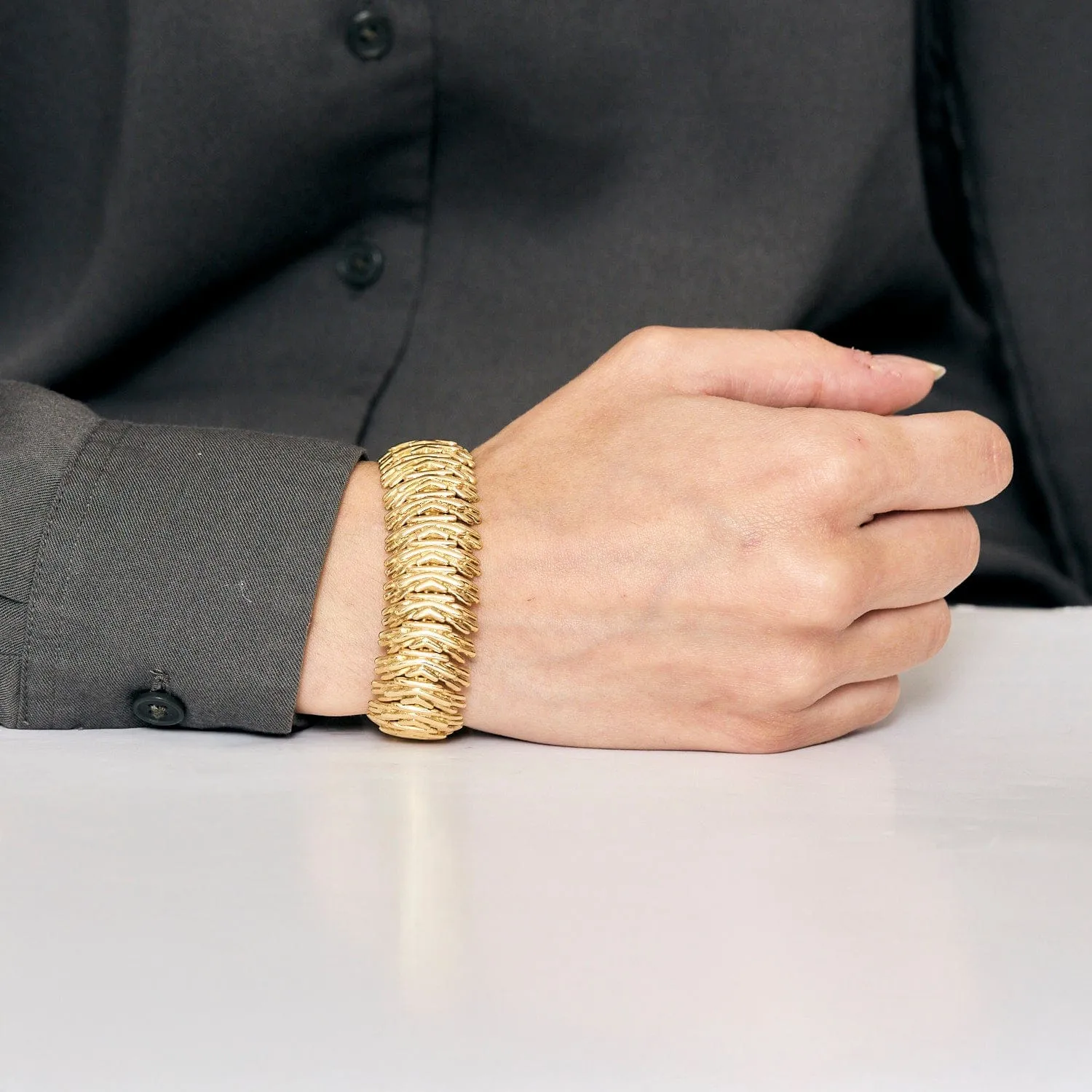 BOUCHERON - Bracelet en or jaune à maille épis sold by 58 Facettes product image thumbnail 2