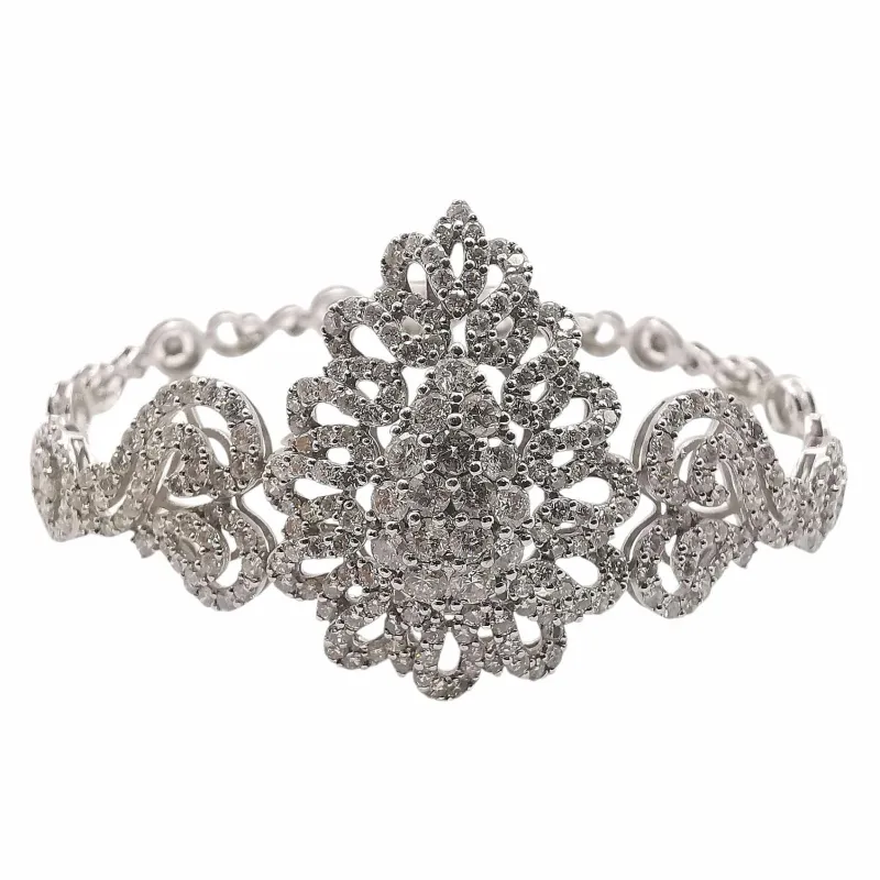 Bracelet en or blanc et diamants sold by 58 Facettes