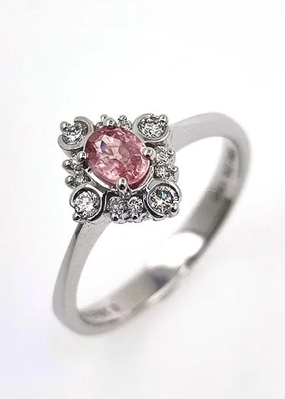 Bague en or blanc avec saphir Padparadscha et diamant sold by 58 Facettes