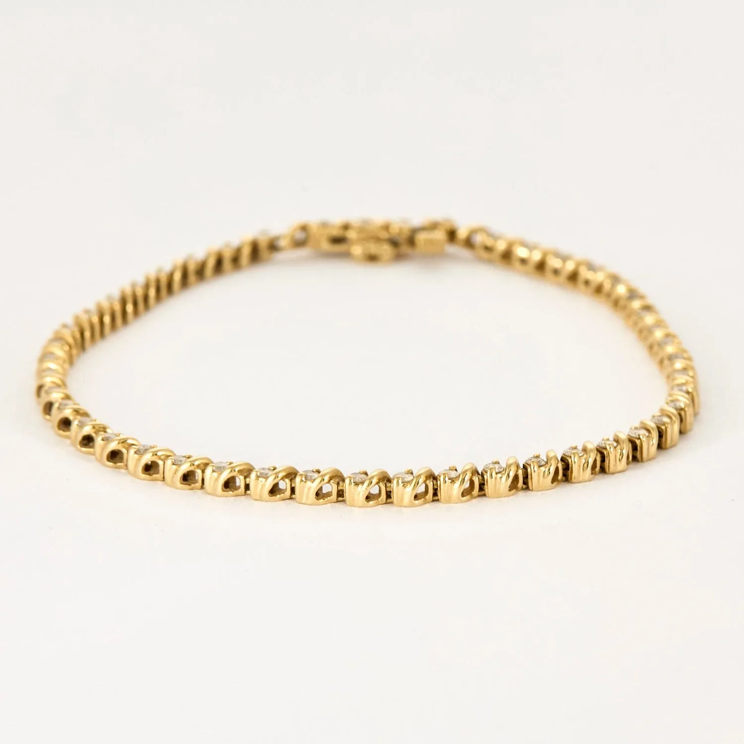 Bracelet ligne en or jaune et diamants sold by 58 Facettes product image thumbnail 3