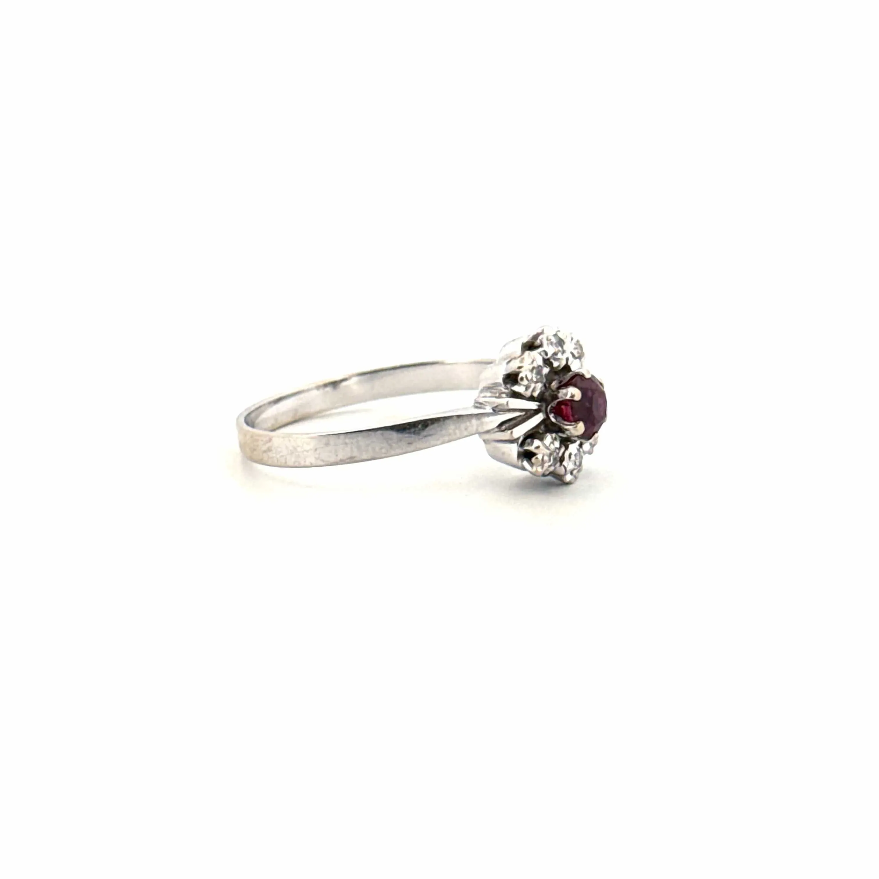 Bague Marguerite Or Blanc 18k Rubis & Diamants sold by 58 Facettes product image thumbnail 4