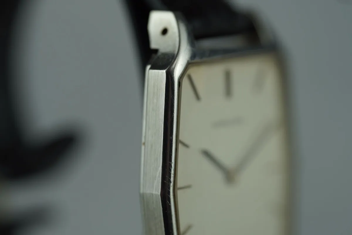 Longines Vintage « Tonneau » 4065-1 847 sold by 58 Facettes