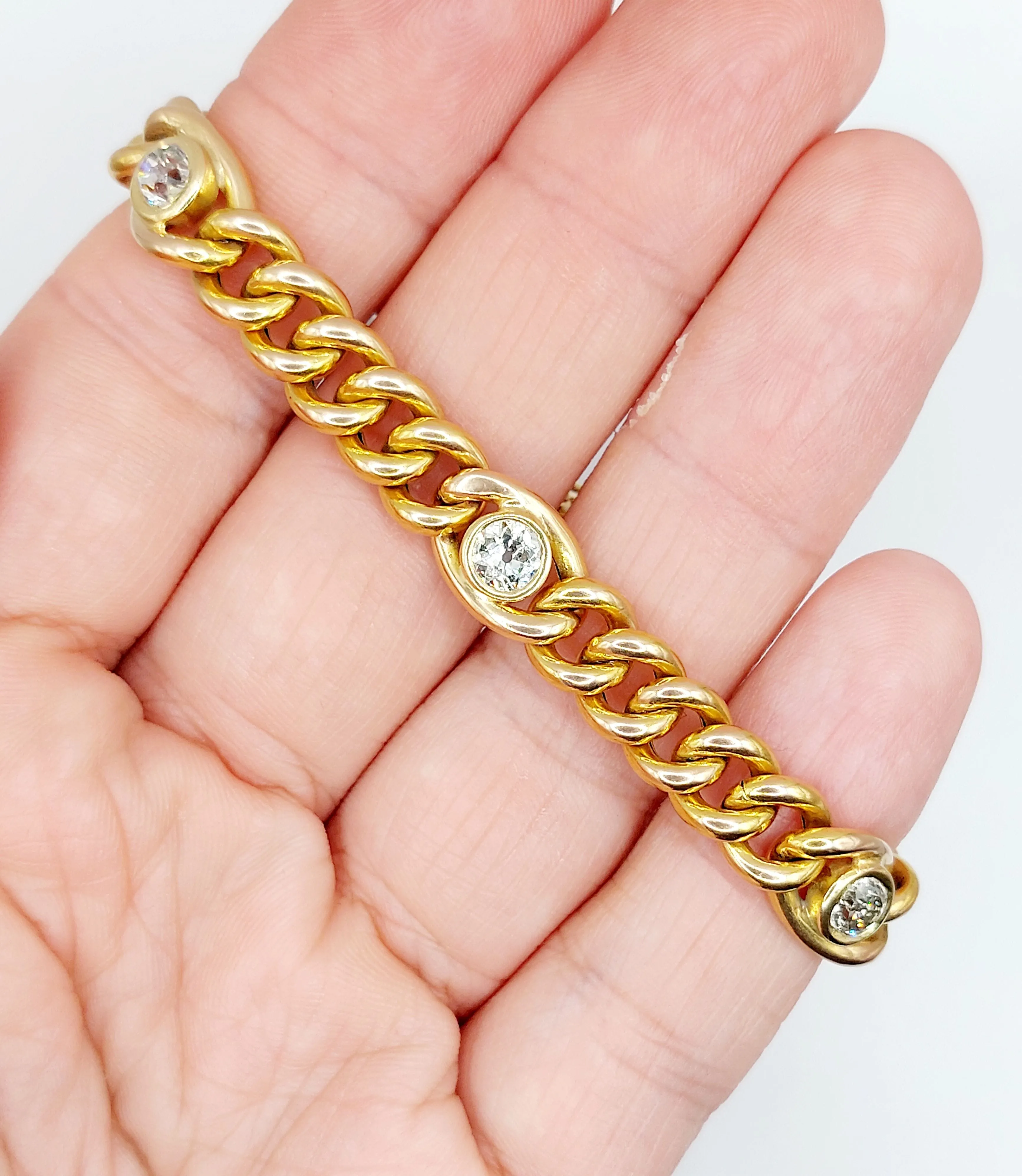 Bracelet art déco or maille gourmette et diamants sertis clos sold by 58 Facettes product image thumbnail 2