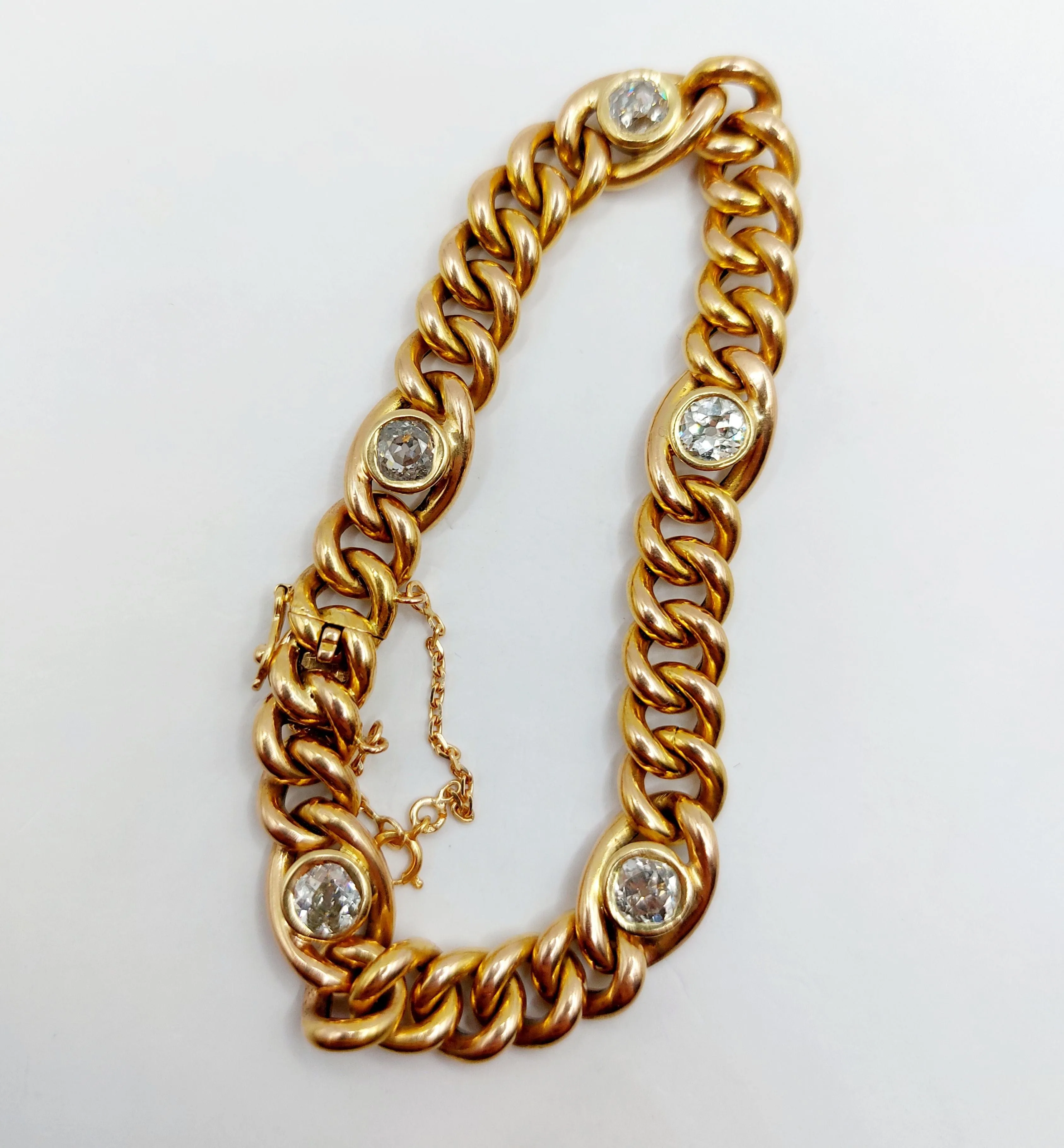 Bracelet art déco or maille gourmette et diamants sertis clos sold by 58 Facettes product image thumbnail 3