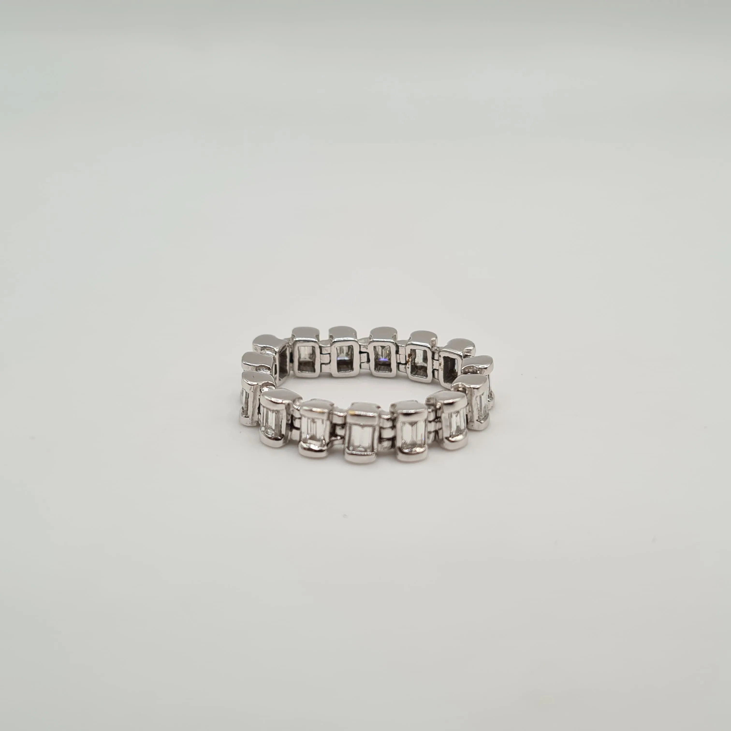 Bague articulée or blanc sertie de diamants baguettes sold by 58 Facettes product image thumbnail 3