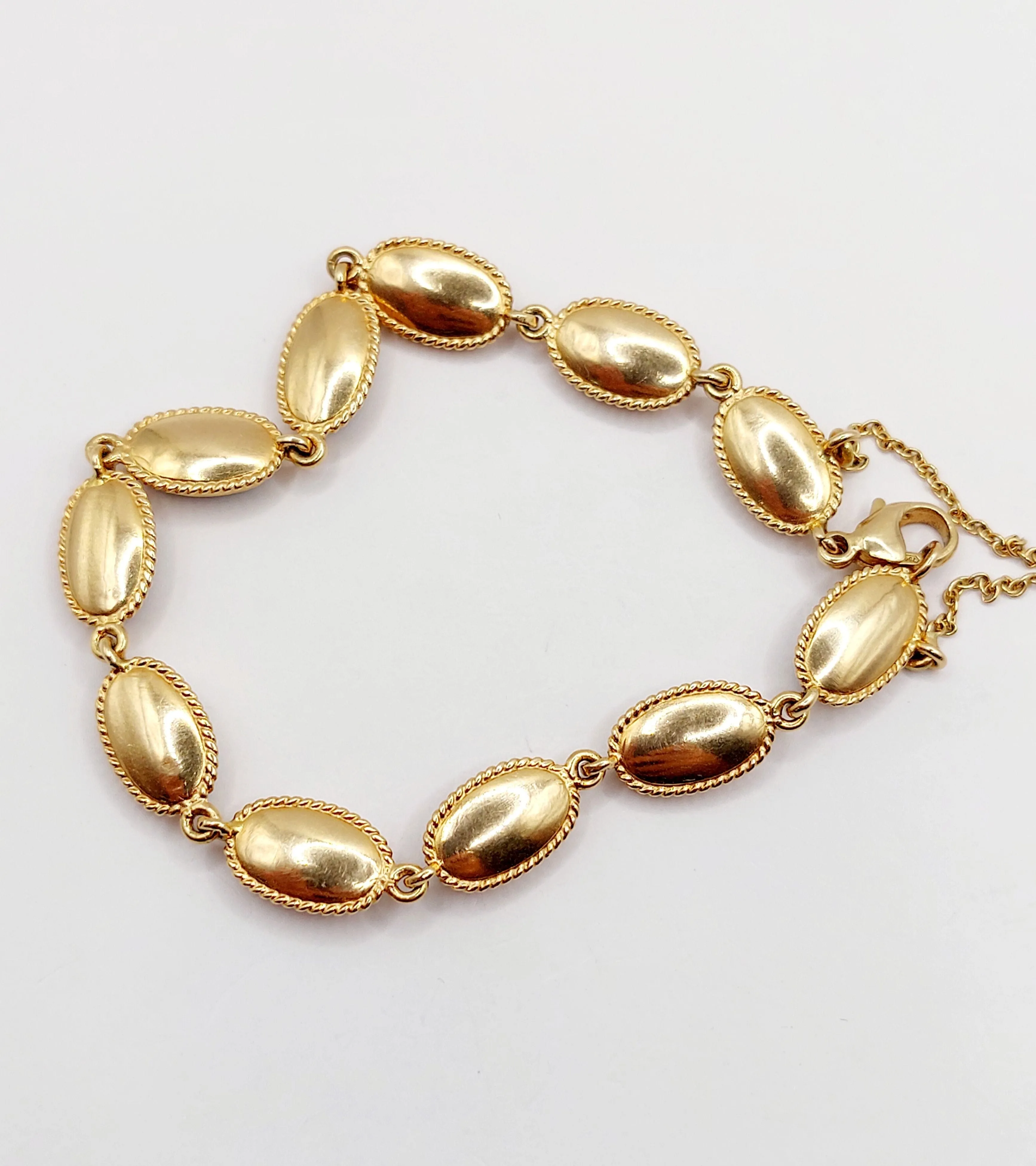 Bracelet vintage en or 18k aux grenats de Perpignan sold by 58 Facettes product image thumbnail 5