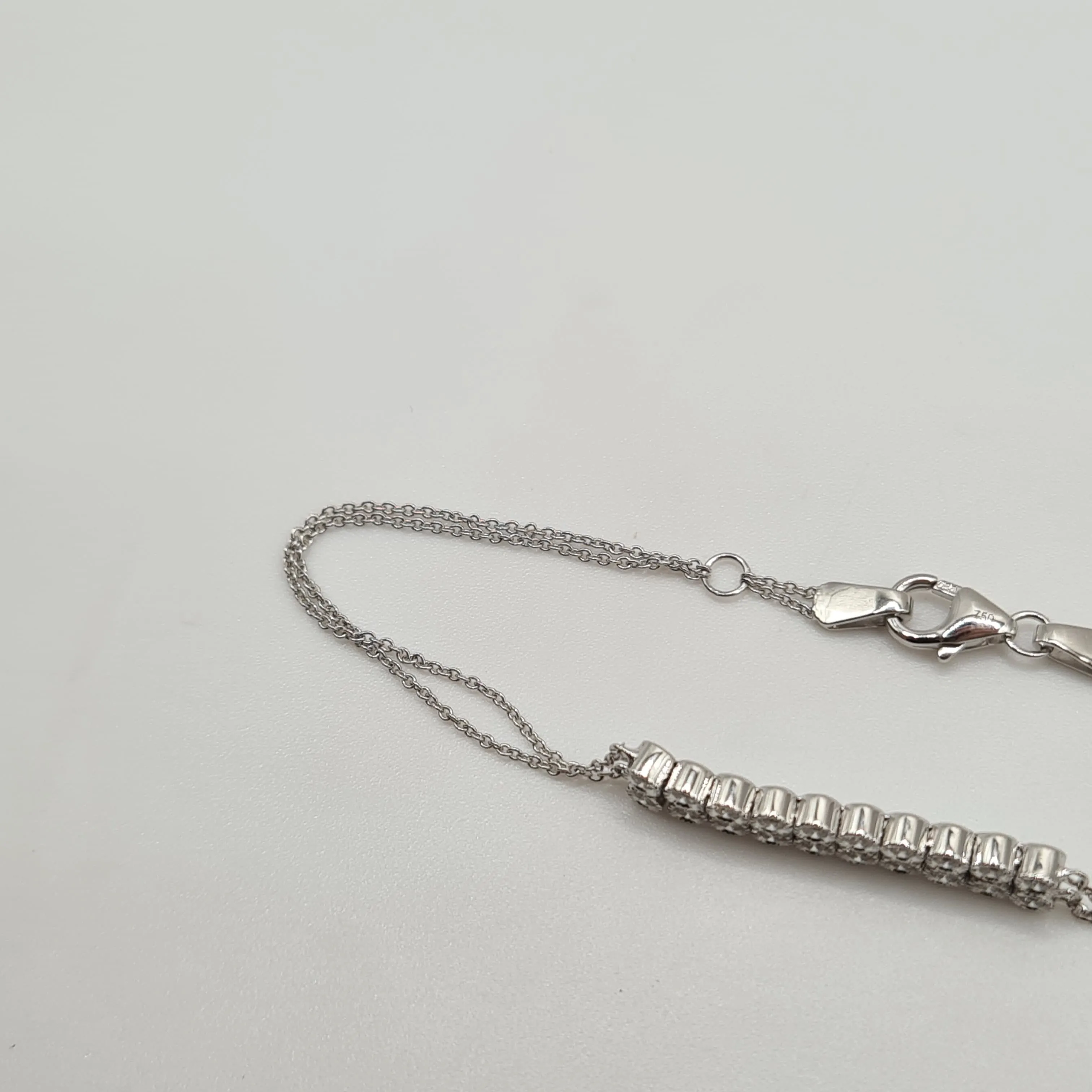 Bracelet or blanc serti de diamants naturels sold by 58 Facettes product image thumbnail 3