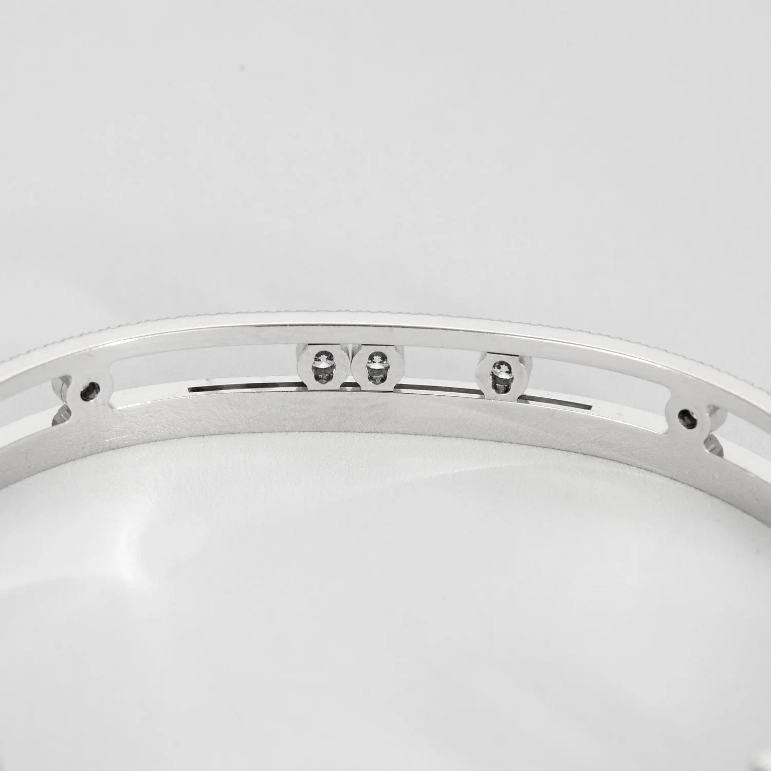 MESSIKA - Bangle move Romane - Bracelet en or gris et diamants sold by 58 Facettes product image thumbnail 5