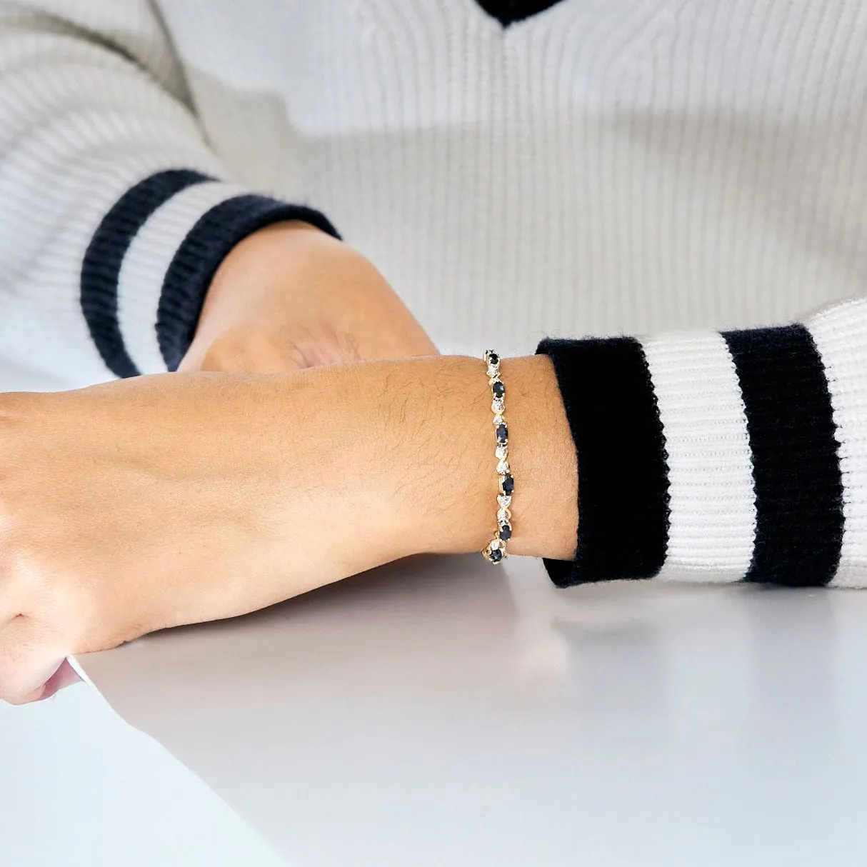 Bracelet Prestige en or jaune, or blanc, saphirs et diamants sold by 58 Facettes product image thumbnail 2