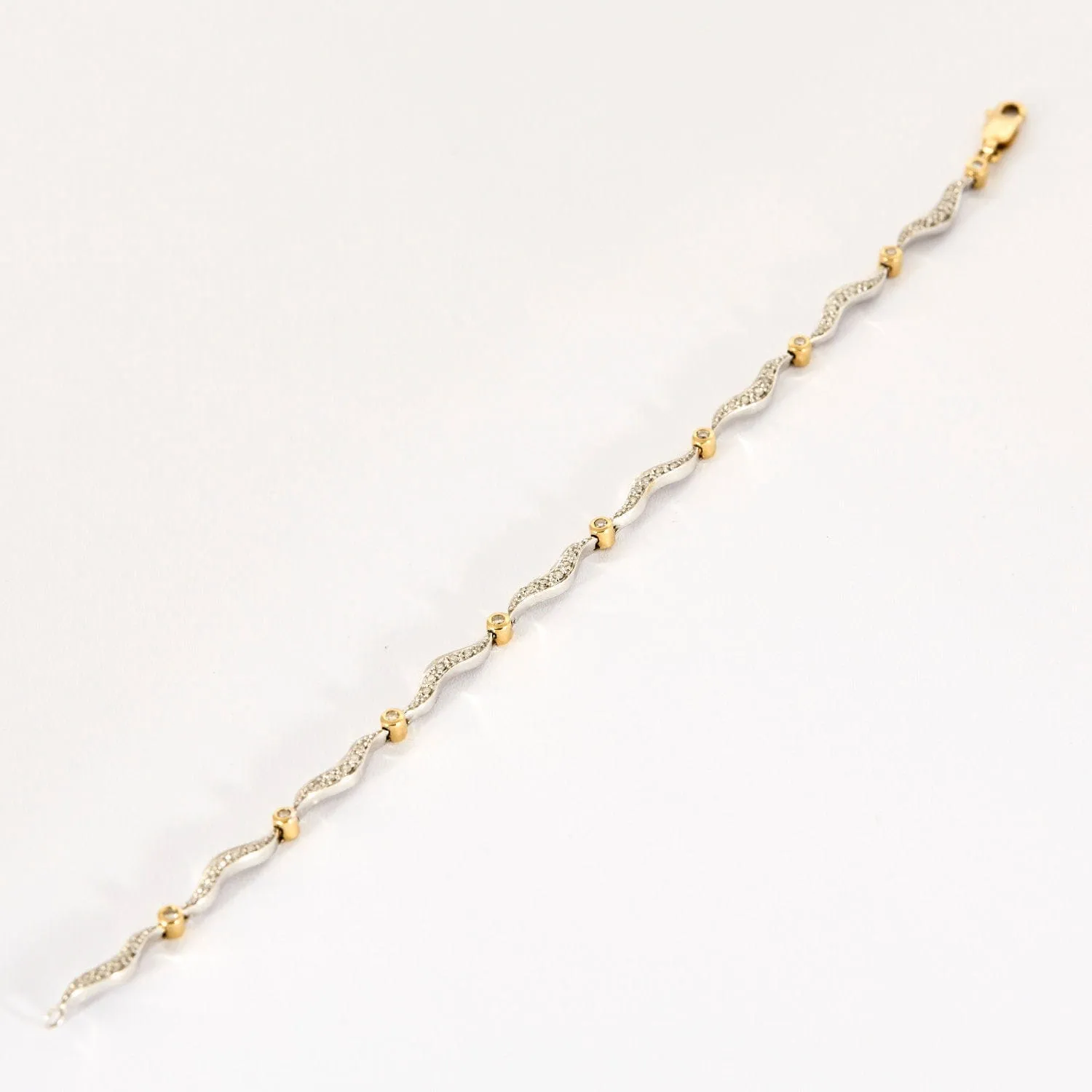 Bracelet en or jaune, blanc et diamants sold by 58 Facettes product image thumbnail 3