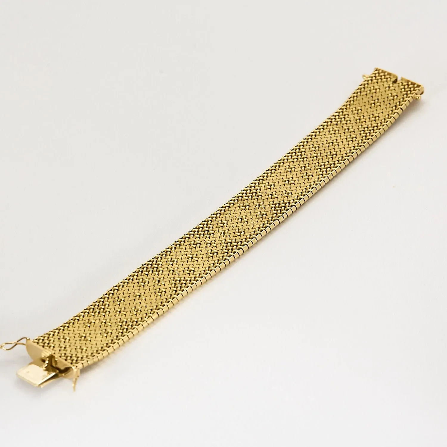 Bracelet en or jaune à maille polonaise sold by 58 Facettes product image thumbnail 3