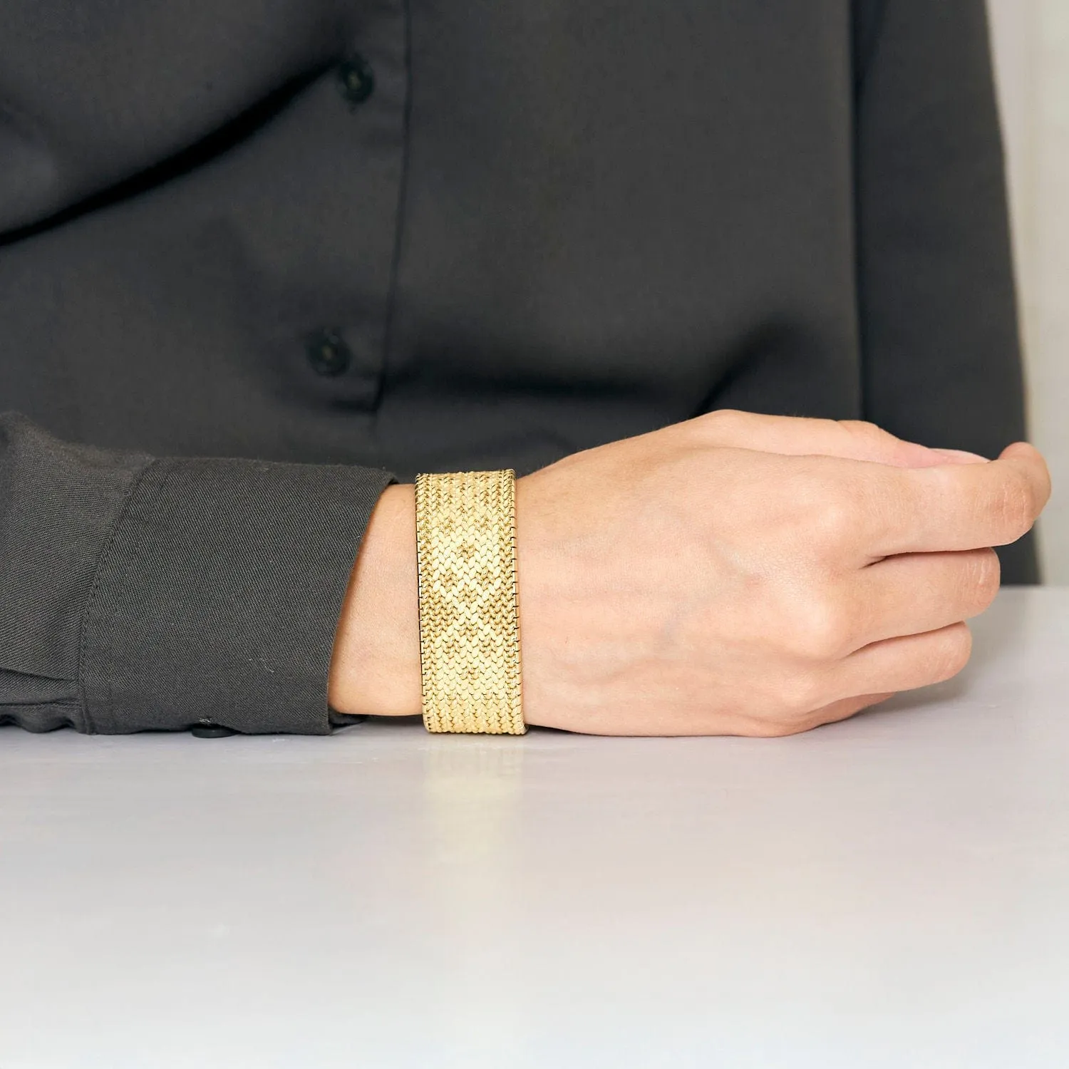 Bracelet en or jaune à maille polonaise sold by 58 Facettes product image thumbnail 2