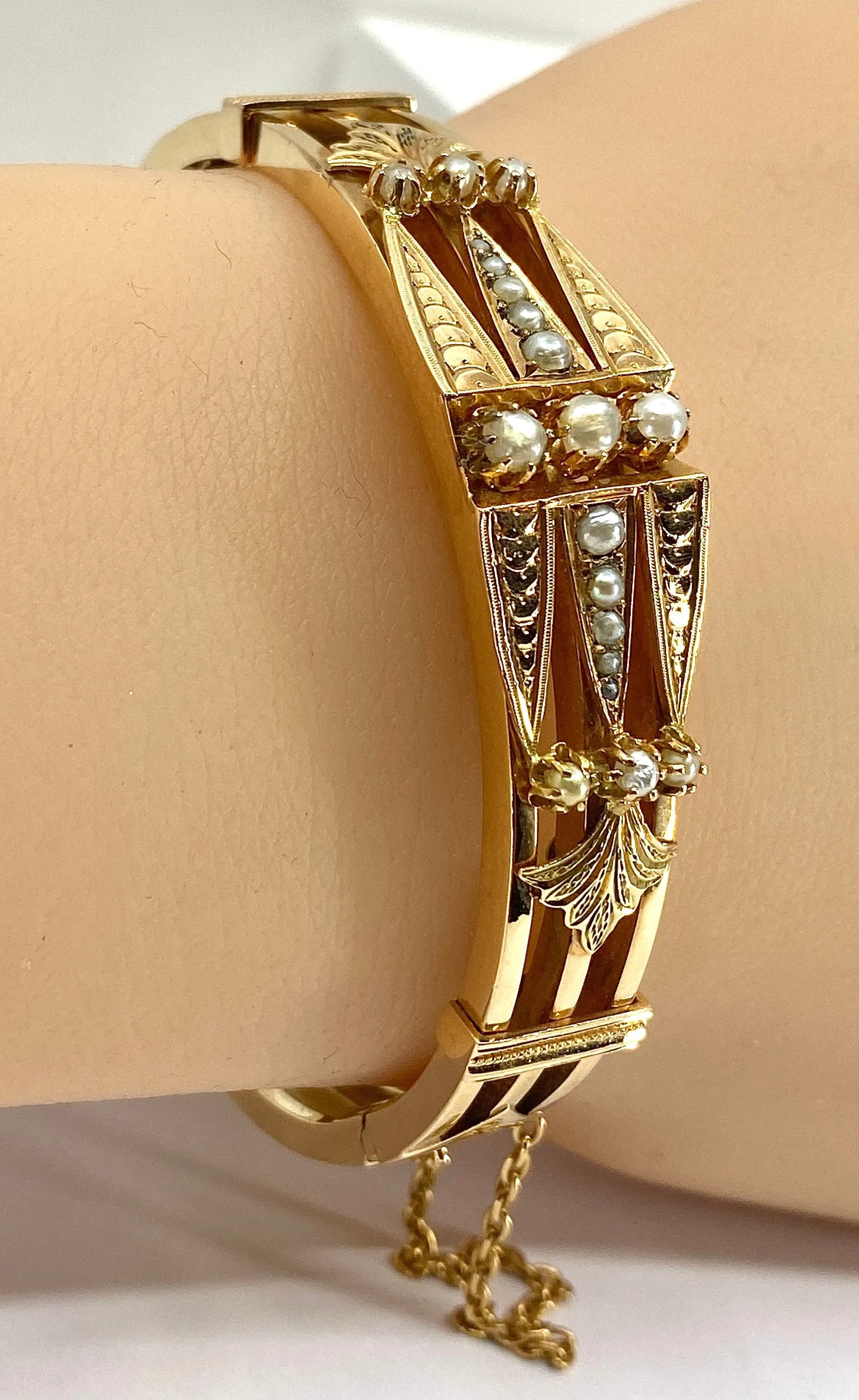 Bracelet jonc Napoléon III or et perles fines sold by 58 Facettes product image thumbnail 3