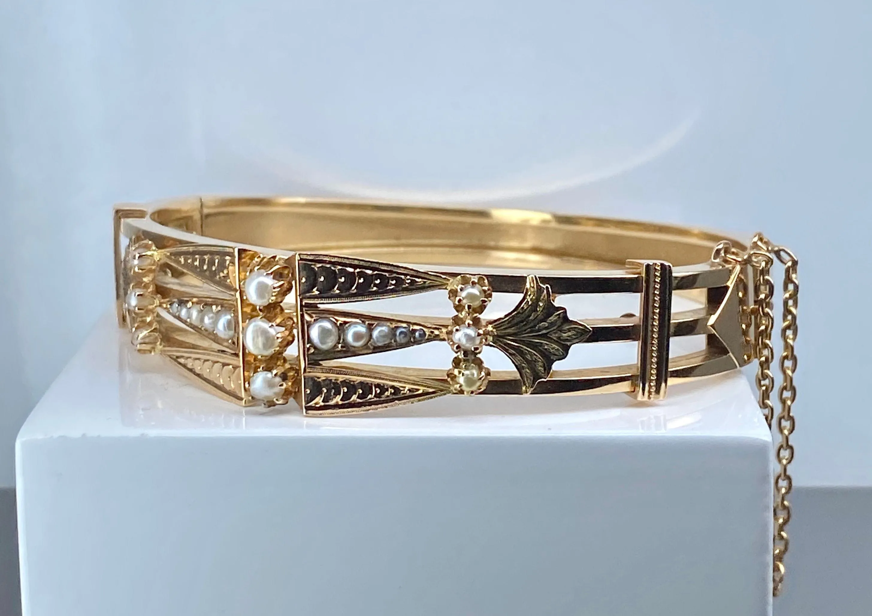 Bracelet jonc Napoléon III or et perles fines sold by 58 Facettes product image thumbnail 4