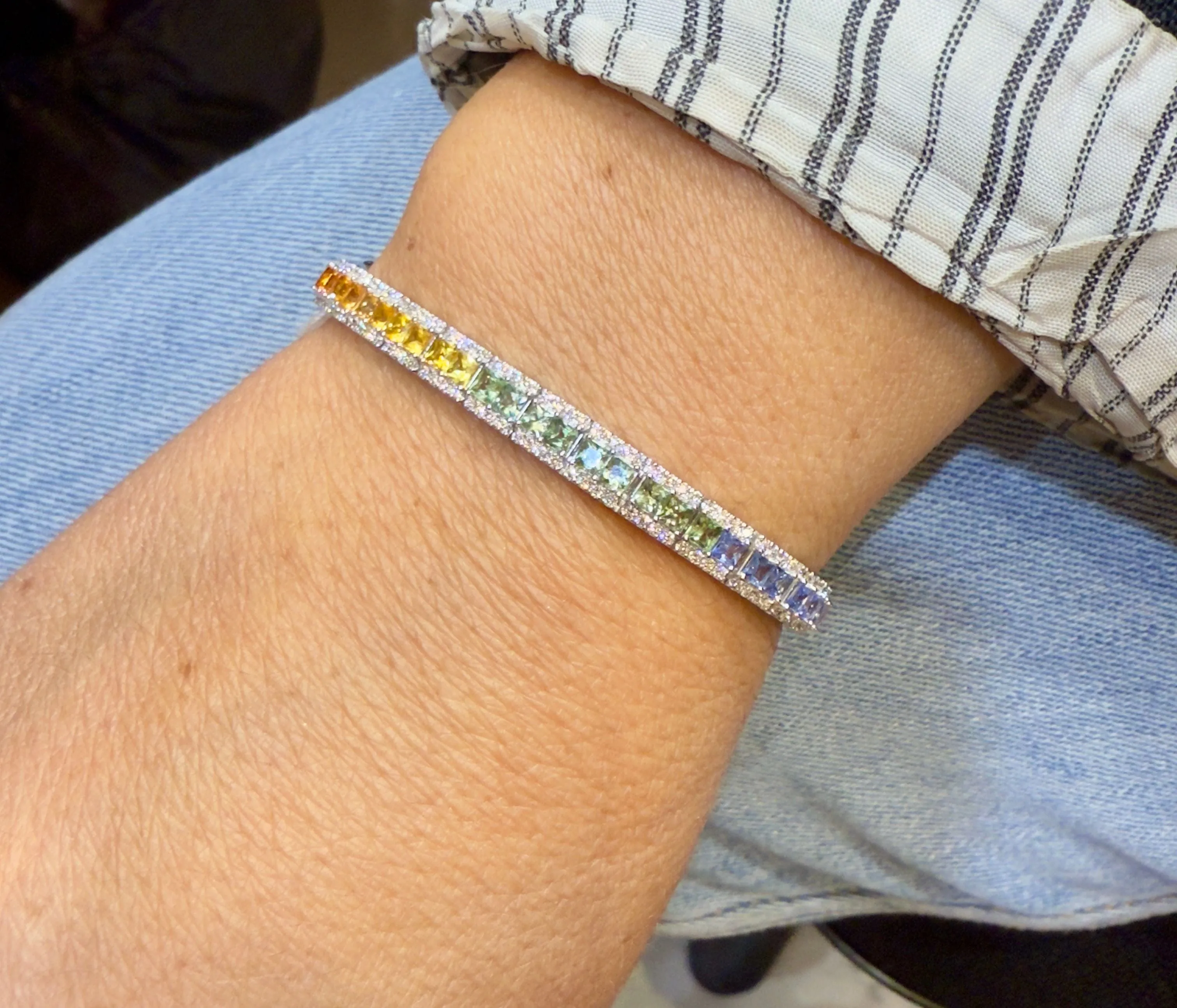 Bracelet rainbows platine , saphirs et diamants sold by 58 Facettes product image thumbnail 2