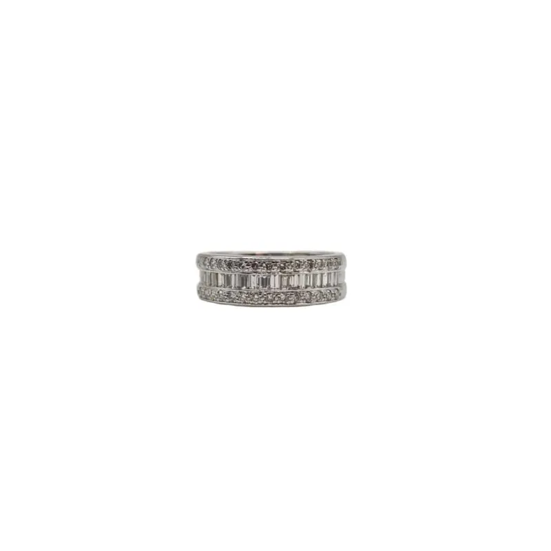Bague or blanc diamants baguettes et ronds sold by 58 Facettes