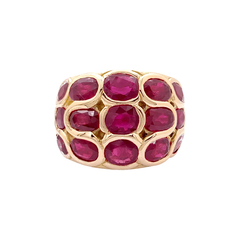 Bague or jaune et rubis. sold by 58 Facettes
