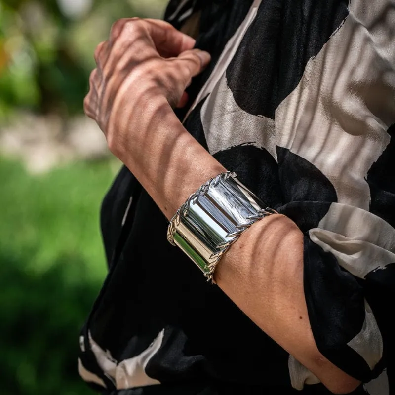 HERMÈS - Bracelet manchette - en argent sold by 58 Facettes product image thumbnail 4