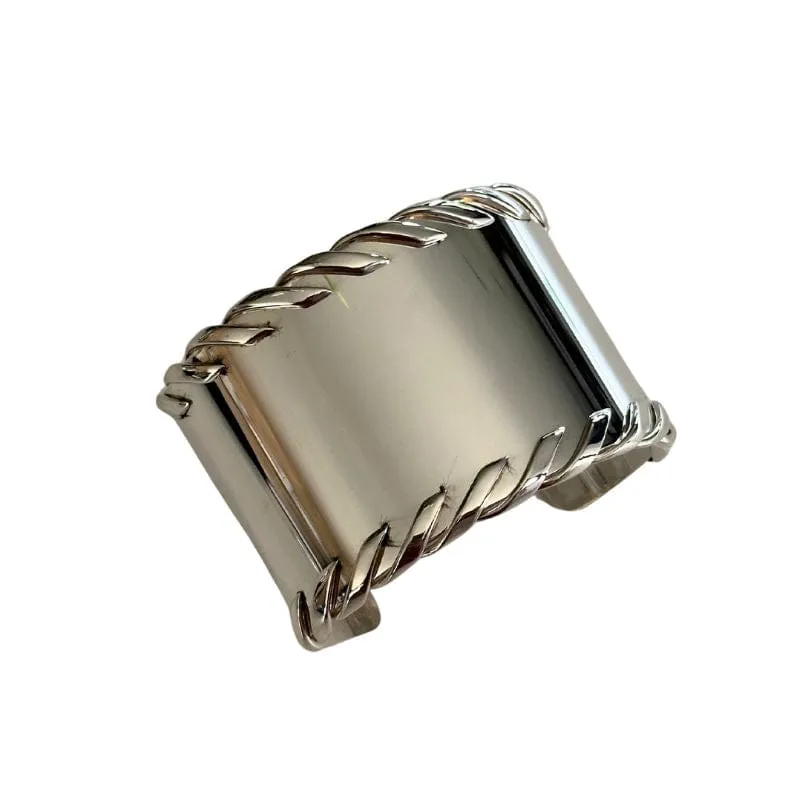 HERMÈS - Bracelet manchette - en argent sold by 58 Facettes