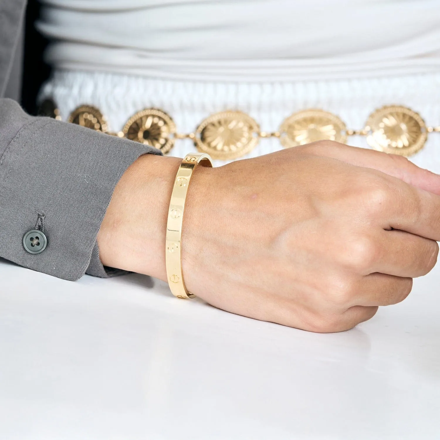 Cartier - LOVE - Bracelet en or jaune sold by 58 Facettes product image thumbnail 2