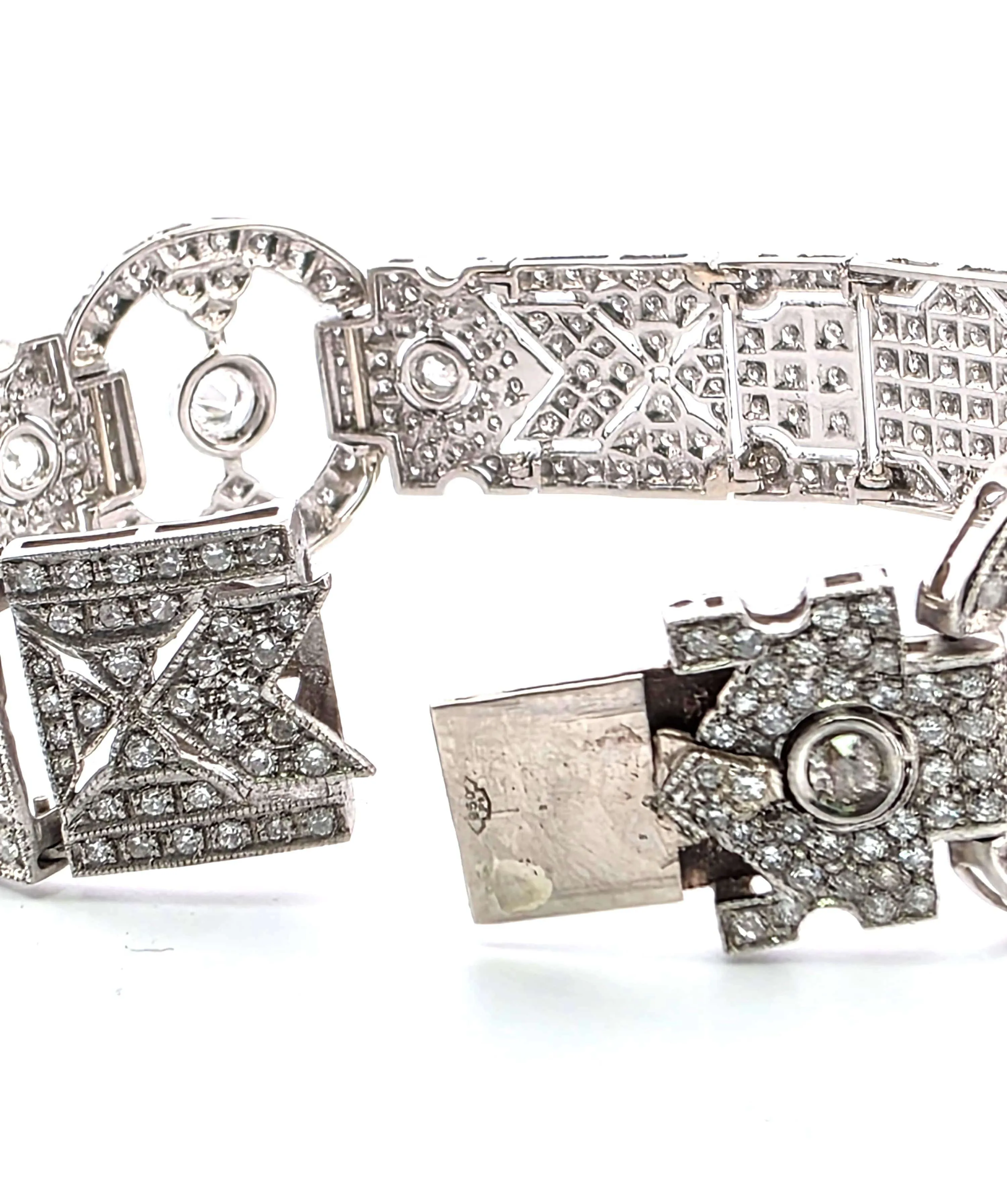 Superbe bracelet Art Déco en platine finement travaillé sold by 58 Facettes product image thumbnail 5